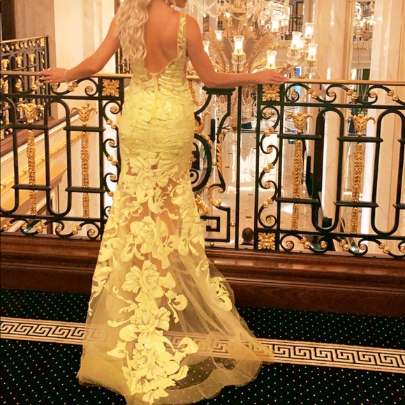 Yellow Goodness - Picture 4 of 5